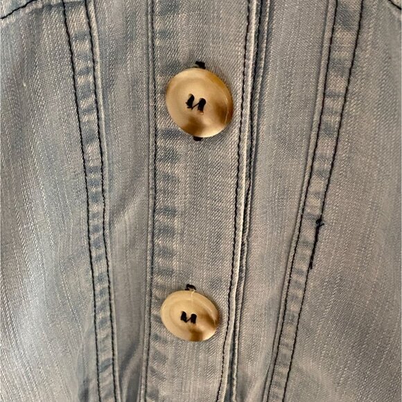 Flawless Boutique Brand Lightweight Denim Style Romper-Blue-Size L-GUC - Picture 8 of 8